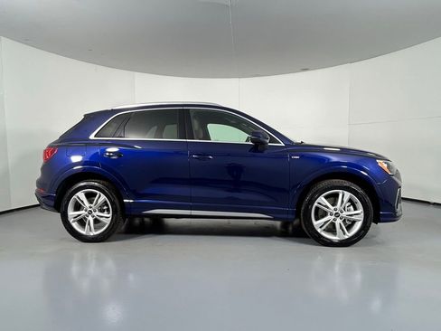 Used 2022 Audi Q3 2.0T Premium w/ Convenience Package image 8