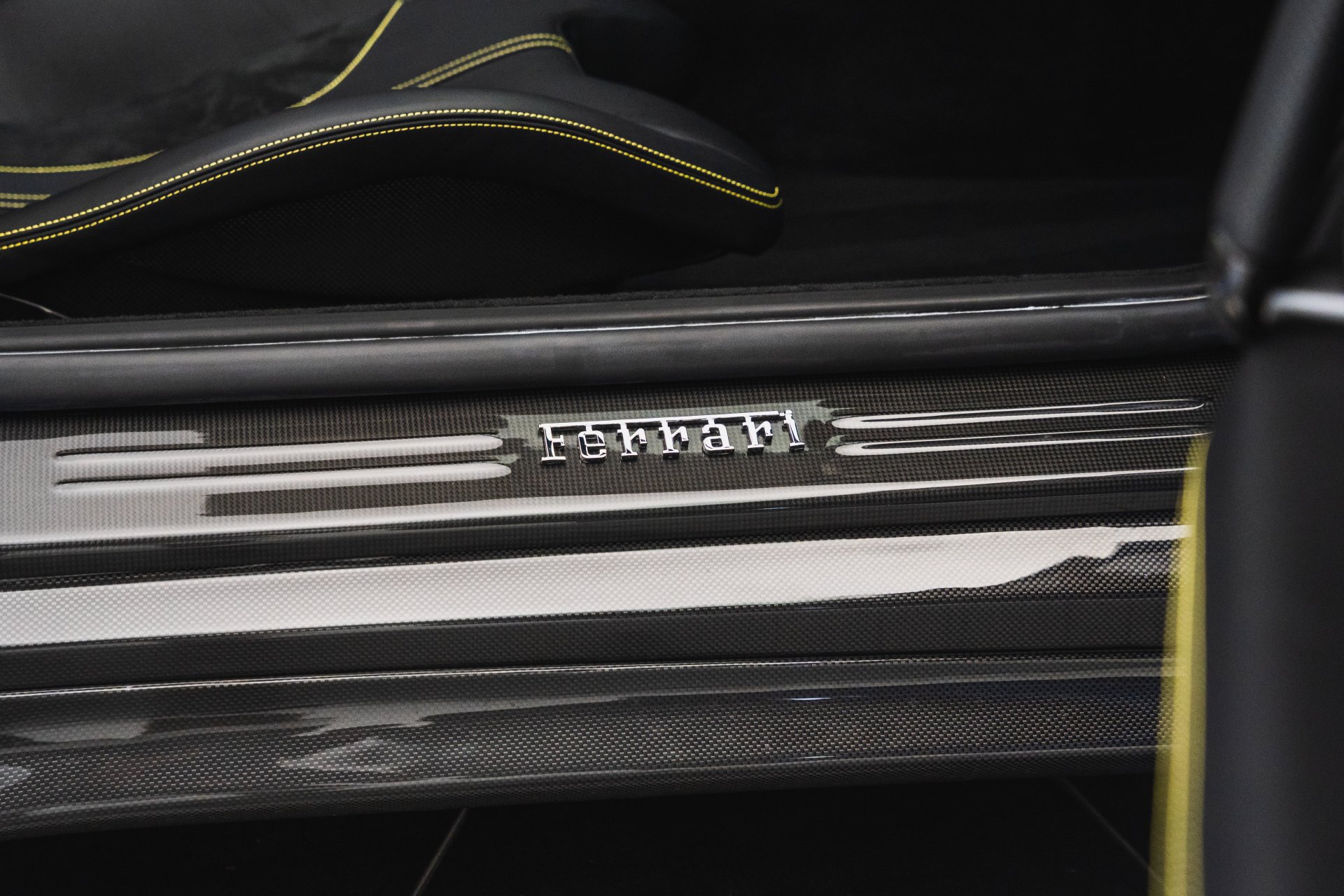 Used 2022 Ferrari 812 GTS RWD image 79