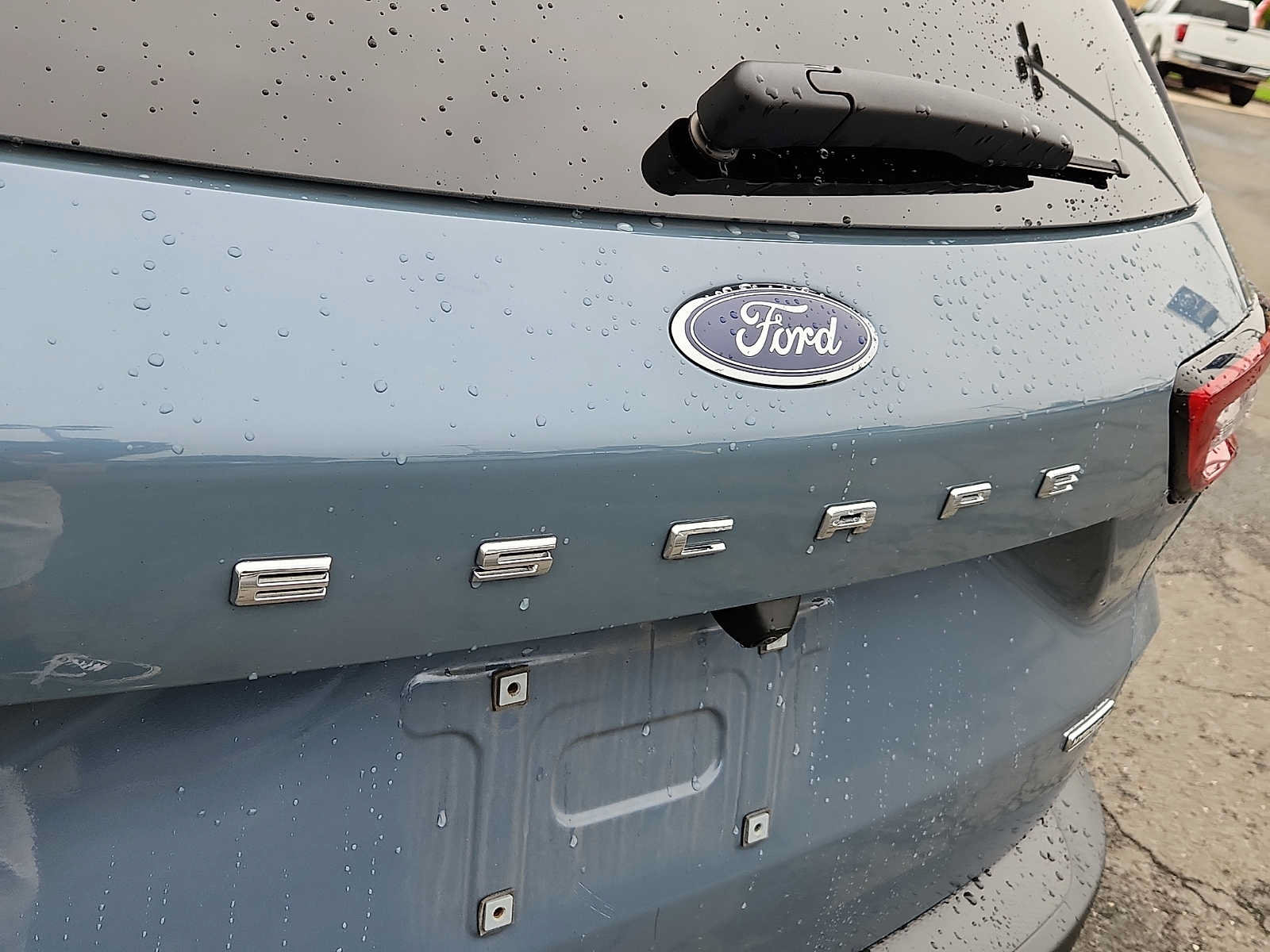 Used 2023 Ford Escape Platinum w/ Premium Technology Package AWD/4WD image 29