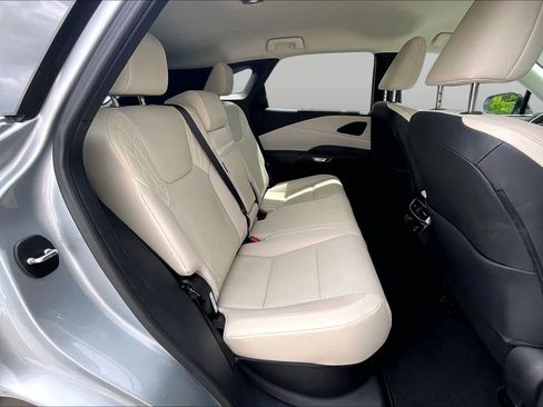 Used 2024 Lexus RX 350 FWD w/ Technology Package image 20
