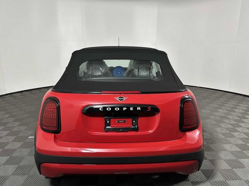 New 2026 MINI Cooper S image 2