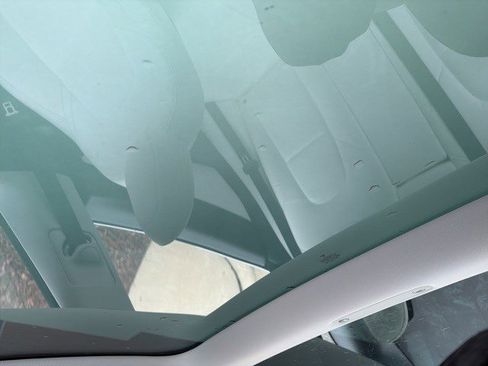 Used 2019 Tesla Model 3 Long Range image 11