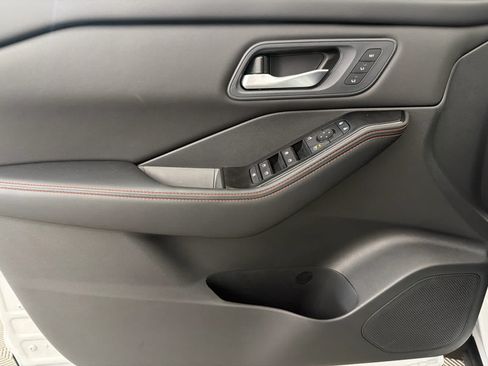 New 2026 Nissan Rogue SV w/ Rock Creek Premium Package AWD/4WD image 21