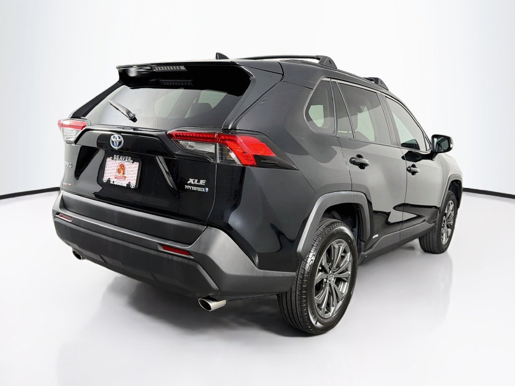 Used 2023 Toyota RAV4 XLE Premium AWD/4WD image 10