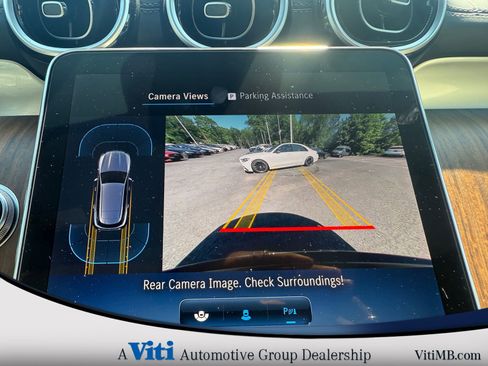 Used 2024 Mercedes-Benz GLC 300 4MATIC image 34