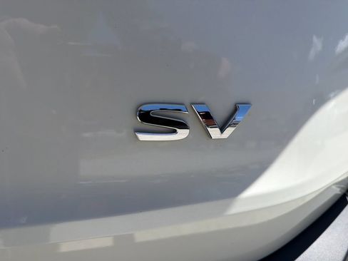 Used 2023 Nissan Rogue SV FWD image 10