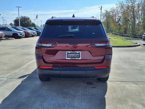 New 2025 Jeep Grand Cherokee L Altitude AWD/4WD image 6