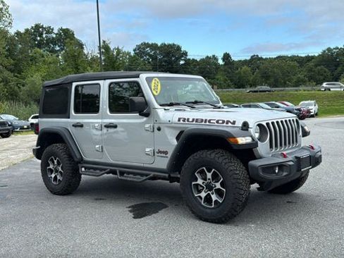 Certified 2022 Jeep Wrangler Unlimited Rubicon AWD/4WD image 2