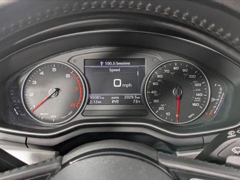 Used 2017 Audi A4 2.0T Premium image 27