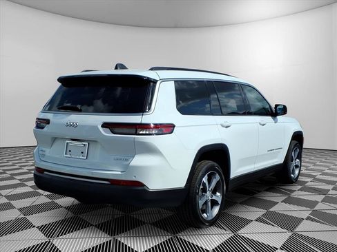 New 2026 Jeep Grand Cherokee L Limited w/ Trailer Tow Package AWD/4WD image 4