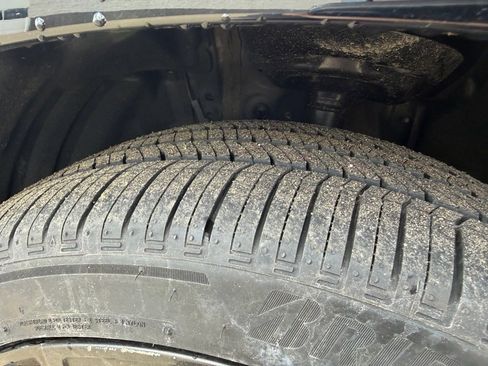 Certified 2025 Toyota Crown Signia image 34