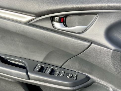 Used 2019 Honda Civic Sport image 48