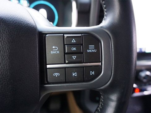 Used 2023 Ford F150 Lariat w/ Equipment Group 502A High image 9