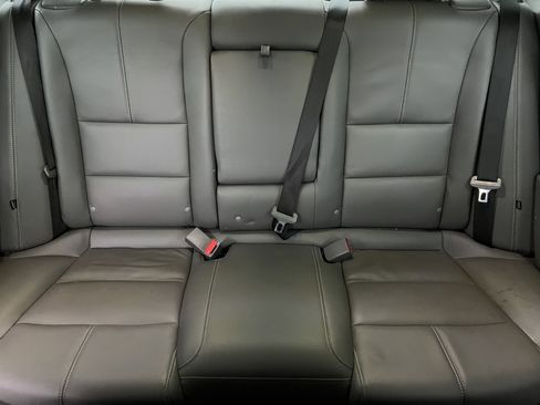 Used 2019 Chevrolet Impala LT w/ Sunroof and Spoiler Package image 15