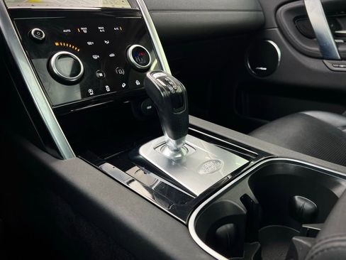 Used 2020 Land Rover Discovery Sport S image 55