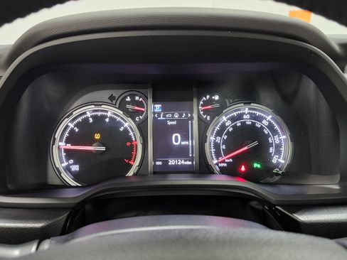 Used 2023 Toyota 4Runner Limited image 30