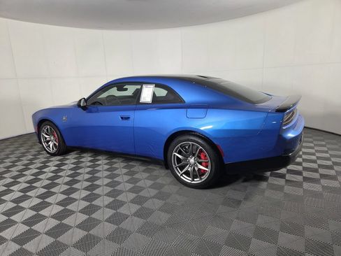 Used 2025 Dodge Charger Daytona Scat Pack w/ Track Pack AWD/4WD image 8