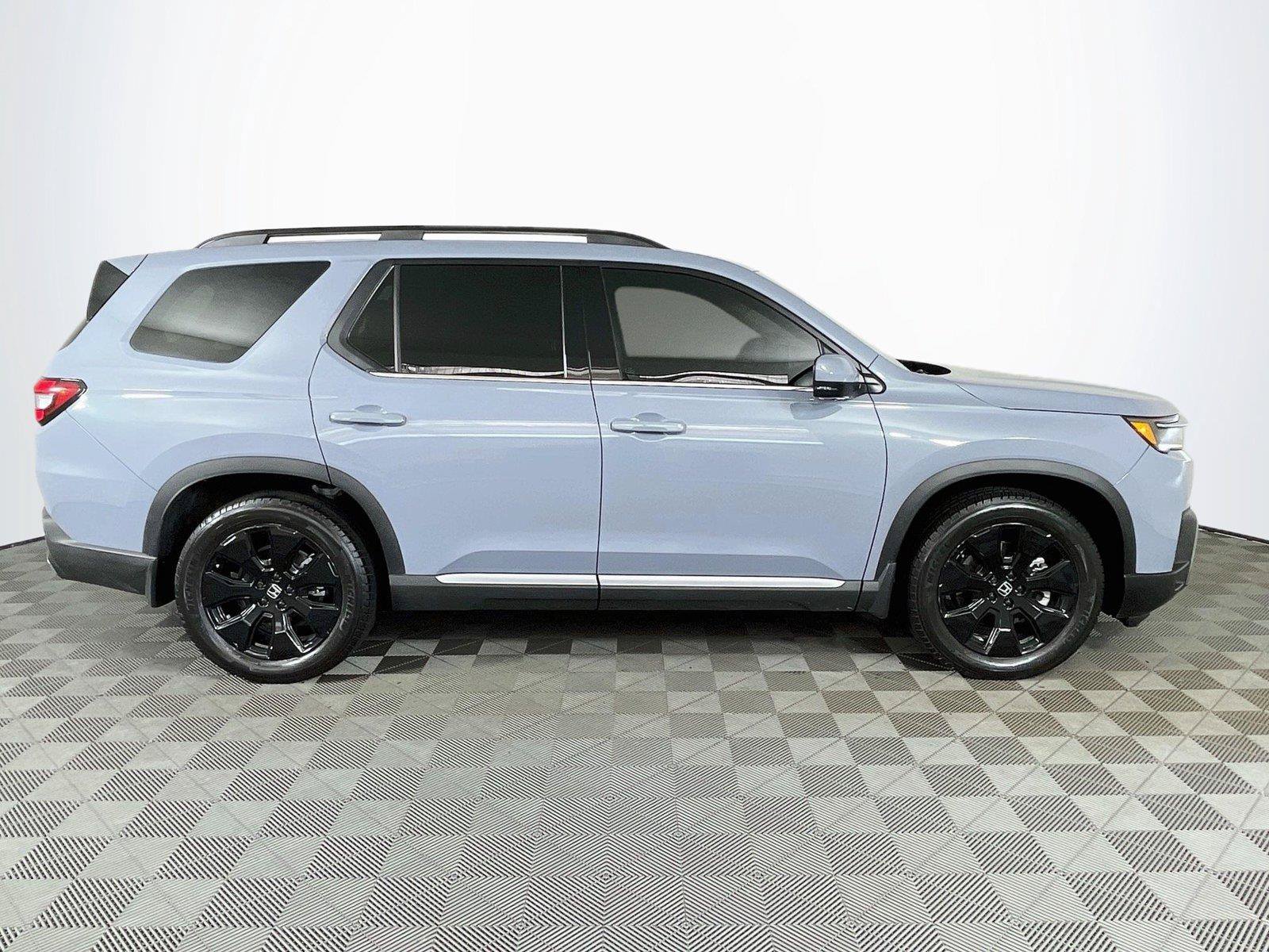 Used 2026 Honda Pilot image 12