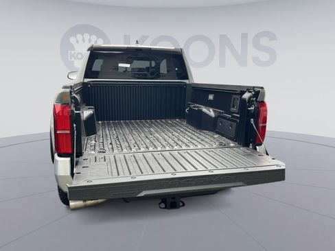 New 2025 Toyota Tacoma TRD Off-Road image 20