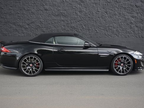 Used 2015 Jaguar XKR R RWD image 8