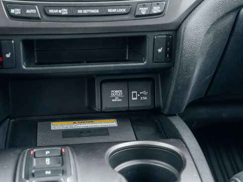 Used 2022 Honda Pilot Special Edition image 33