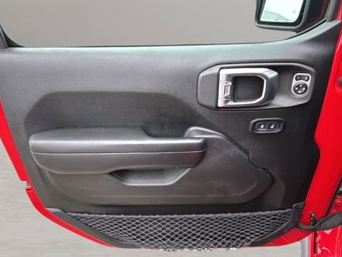 Used 2020 Jeep Gladiator Rubicon image 14