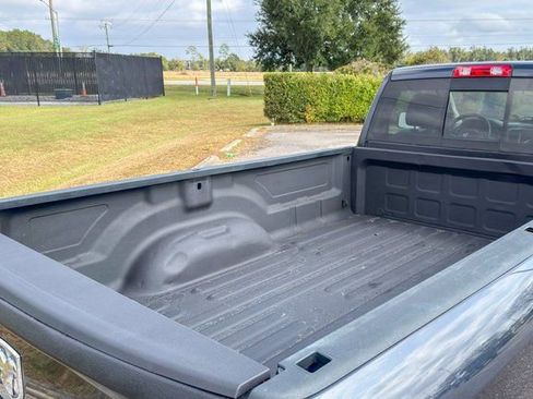 Used 2017 RAM 1500 Tradesman w/ Chrome Appearance Group image 5