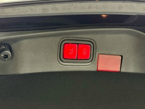 Used 2022 Mercedes-Benz C 300 Coupe image 53