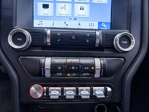 Used 2020 Ford Mustang GT w/ Black Accent Package RWD image 25