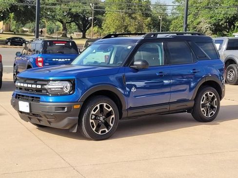 Used 2024 Ford Bronco Sport Outer Banks AWD/4WD image 3