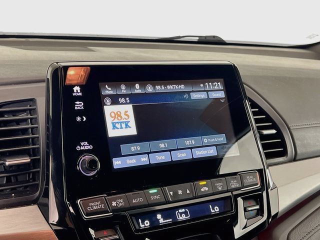 Certified 2024 Honda Odyssey Sport image 13