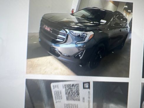 Used 2020 GMC Terrain SLT w/ Preferred Package AWD/4WD image 1
