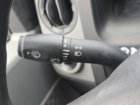 Used 2019 Ford E-350 and Econoline 350 Super Duty w/ Power Windows & Locks Group image 16