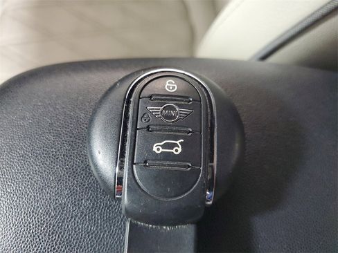 Used 2023 MINI Cooper S image 24