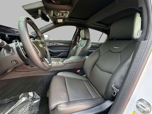 Certified 2025 Cadillac CT5 Sport w/ Technology Package image 2