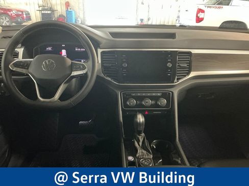 Certified 2023 Volkswagen Atlas SE w/ Panoramic Sunroof Package AWD/4WD image 20
