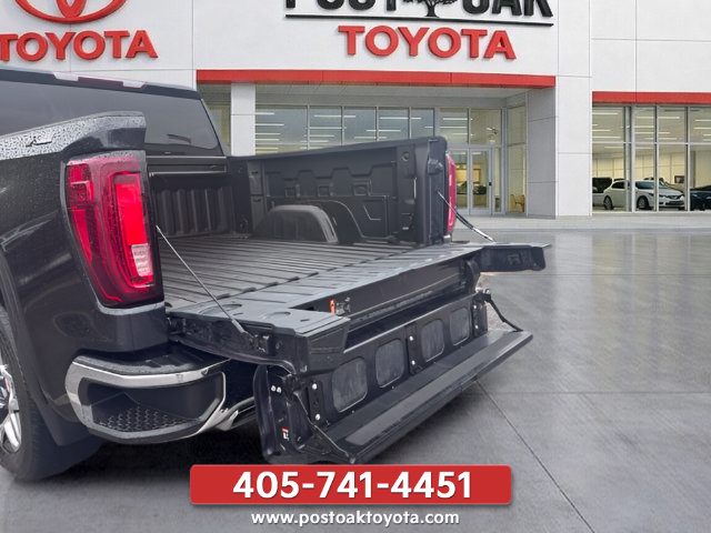 Used 2023 GMC Sierra 1500 SLT w/ X31 Off-Road Package AWD/4WD image 13