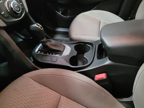 Used 2018 Hyundai Santa Fe SE image 26