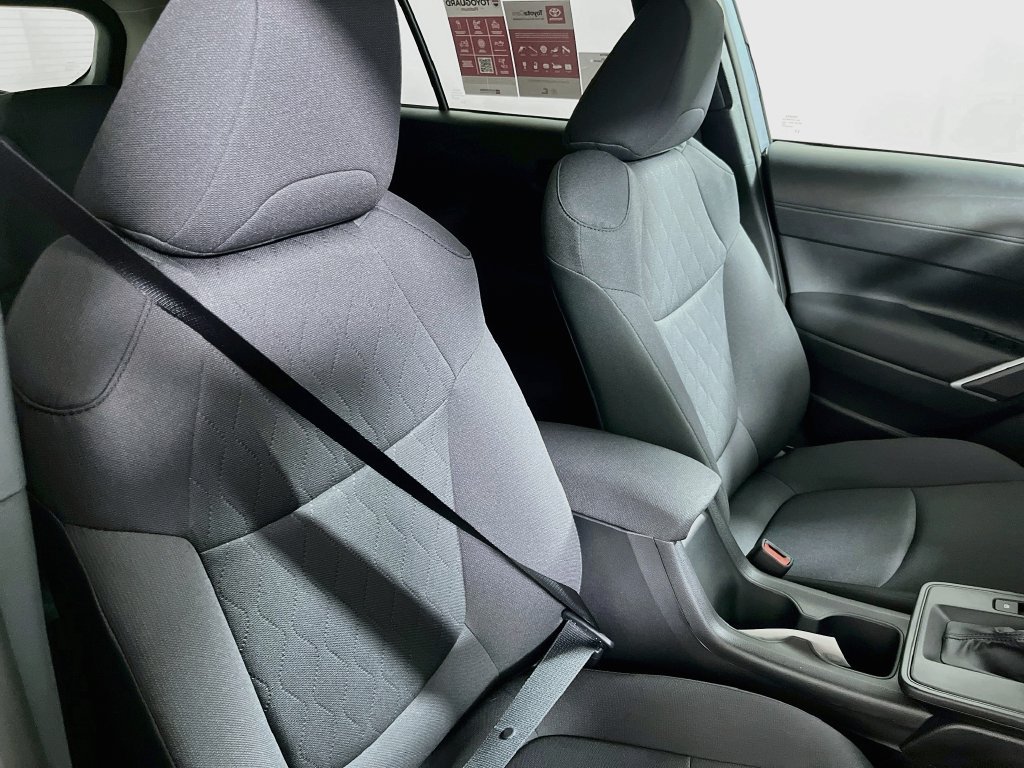 New 2026 Toyota Corolla Cross LE w/ Moonroof Package FWD image 27