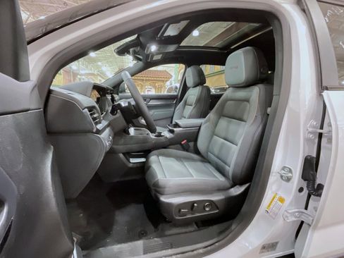 New 2026 GMC Terrain AT4 w/ Technology Package II image 10