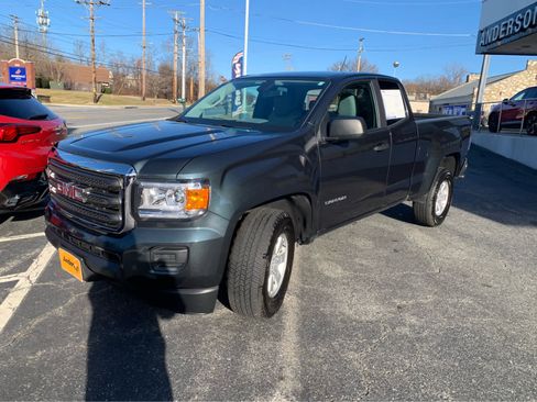 Used 2017 GMC Canyon W/T image 3