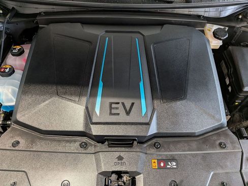 Certified 2023 Hyundai Ioniq 5 Limited image 31