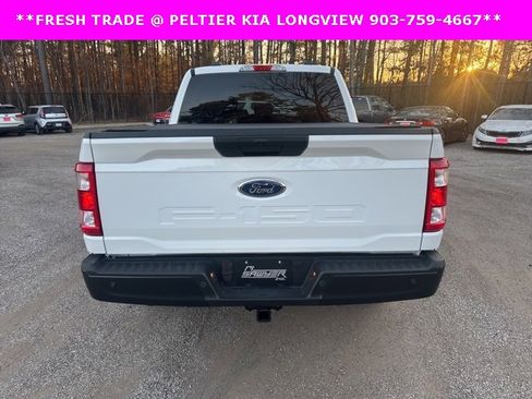 Used 2022 Ford F150 XL w/ Trailer Tow Package image 7