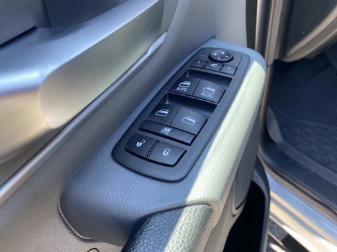 Used 2022 RAM 1500 Big Horn RWD image 22