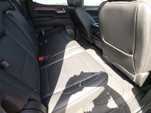 Used 2022 GMC Sierra 1500 Denali w/ Denali Reserve Package AWD/4WD image 28