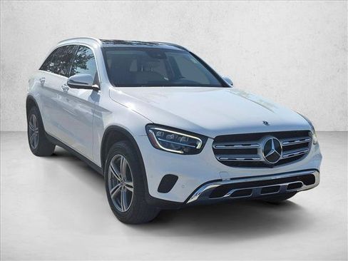 Used 2022 Mercedes-Benz GLC 300 image 3