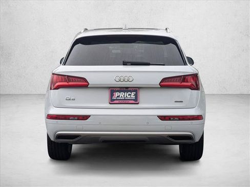 Used 2019 Audi Q5 2.0T Premium Plus w/ Premium Plus Package AWD/4WD image 7