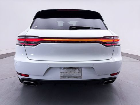 Used 2021 Porsche Macan AWD/4WD image 17