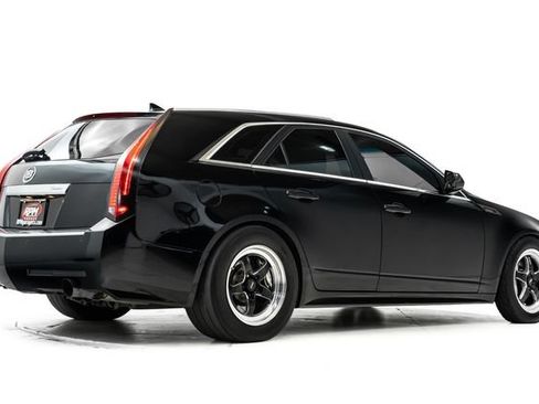 Used 2013 Cadillac CTS V RWD image 4