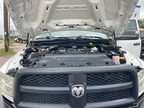 Used 2018 RAM 3500 Tradesman w/ Ambulance Prep Group RWD image 8